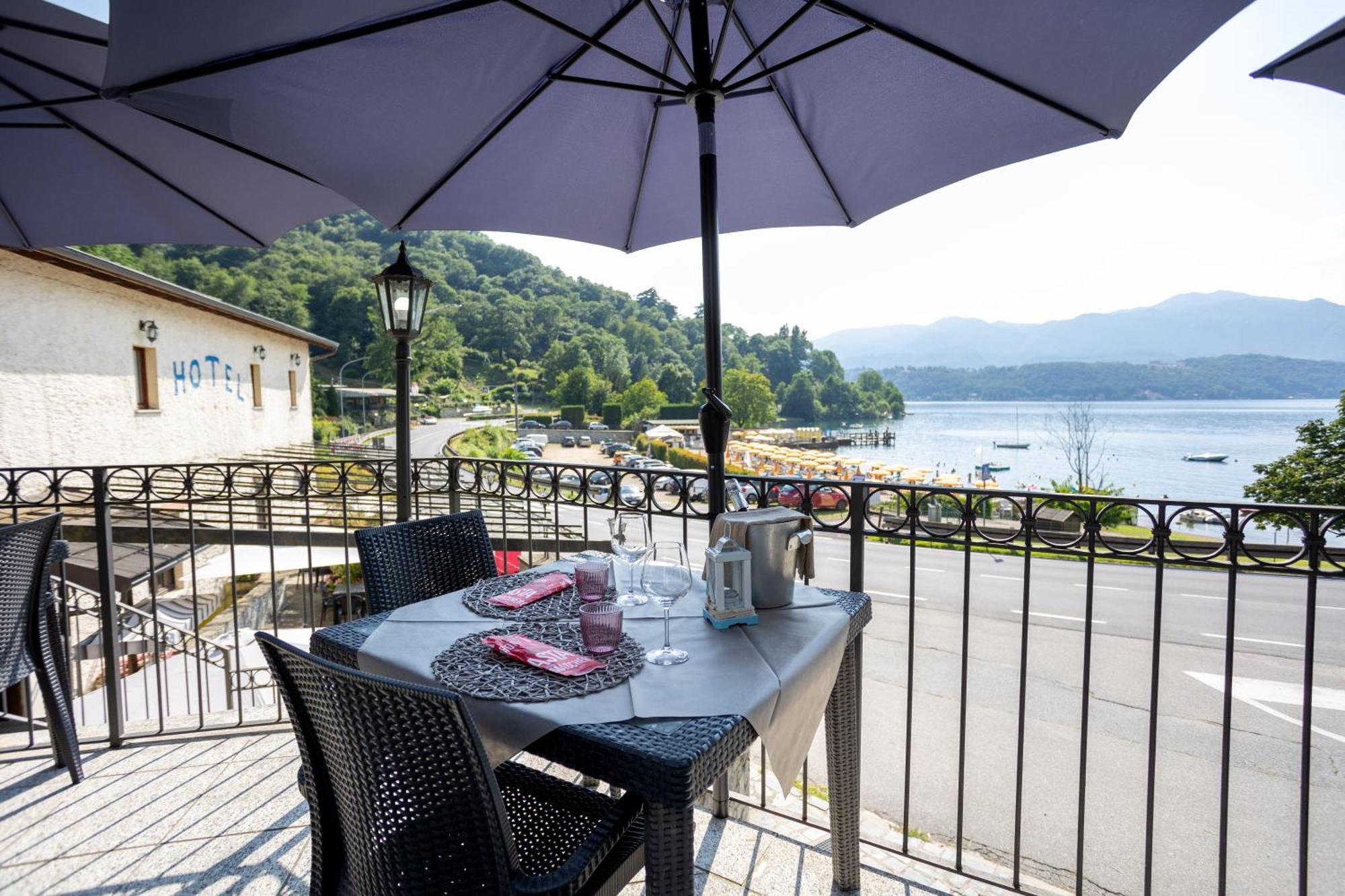 Hotel Fontaine Bleue Orta San Giulio Exterior photo